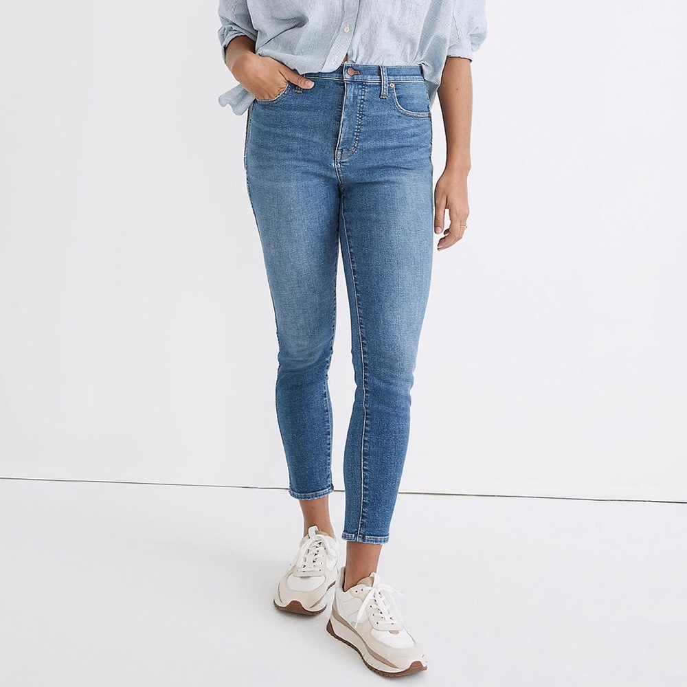 High waisted Madewell skinny crop jeans